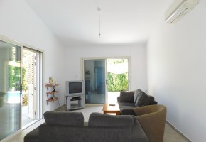 Detached Villa For Sale  in  Chloraka