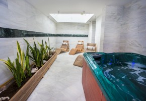 Detached Villa For Sale  in  Coral Bay