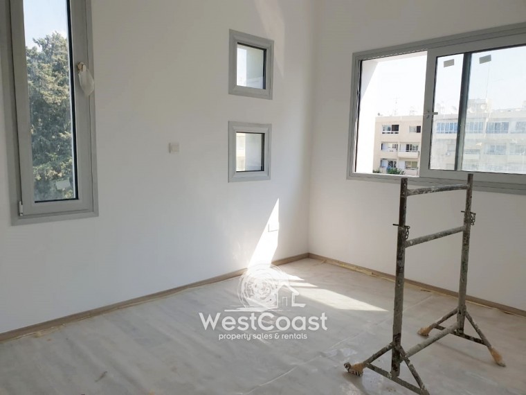 Penthouse For Sale  in  Amathounda