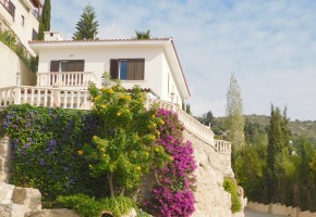 Detached Villa For Sale  in  Kamares - Tala