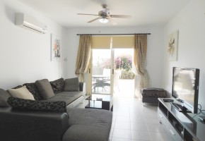 Town House For Sale  in  Universal