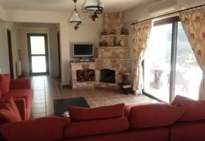 3 bedroom villa in Agia Marina (Pomos)