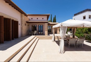 Detached Villa For Sale  in  Aphrodite Hills