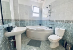 Detached Villa For Sale  in  Chloraka