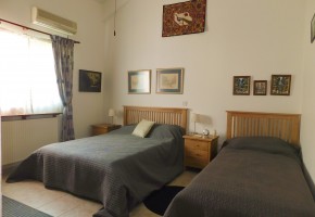 Bungalow For Sale  in  Peyia