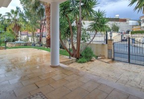 Detached Villa For Sale in Pyrgos, Limassol - SL20765