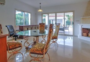 Detached Villa For Sale  in  Pyrgos