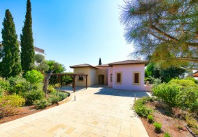 Detached Villa For Sale  in  Aphrodite Hills