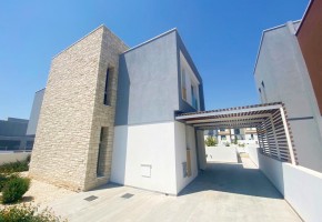 Detached Villa For Sale  in  Universal