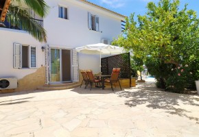 Detached Villa For Sale  in  Peyia