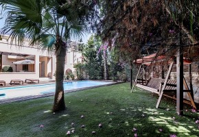 Detached Villa For Sale  in  Amathus