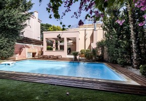 Detached Villa For Sale  in  Amathus