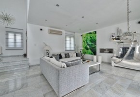 Detached Villa For Sale  in  Amathus