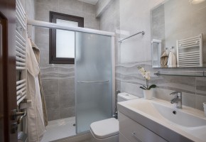 Detached Villa For Sale  in  Argaka