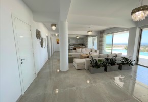 Detached Villa For Sale  in  Yeroskipou