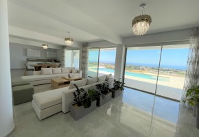 Detached Villa For Sale  in  Yeroskipou