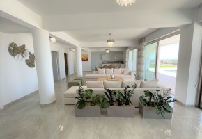Detached Villa For Sale  in  Yeroskipou