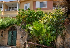 Building For Sale  in  Kato Paphos