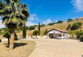 Bungalow For Sale  in  Armou