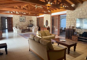 Bungalow For Sale  in  Armou