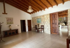 Bungalow For Sale  in  Armou