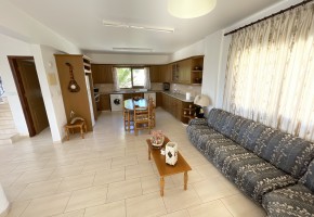 Detached Villa For Sale  in  Yeroskipou