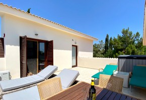 Town House For Sale  in  Aphrodite Hills