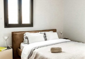 Apartment For Sale  in  Tombs of the Kings