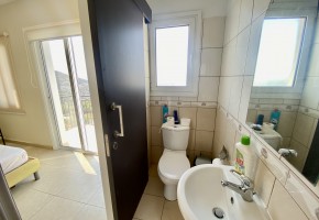 Town House For Sale  in  Marathounda