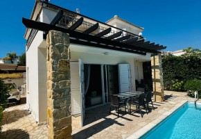 Detached Villa For Sale  in  Peyia
