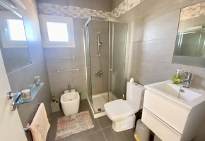 Apartment For Sale  in  Tombs of the Kings