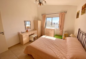 Apartment For Sale  in  Tombs of the Kings