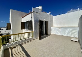 Apartment For Sale  in  Tombs of the Kings
