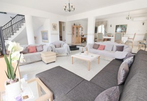 Detached Villa For Sale  in  Sea Caves - St.George