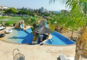 Detached Villa For Sale  in  Sea Caves - St.George