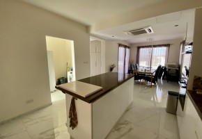 Detached Villa For Sale  in  Anarita