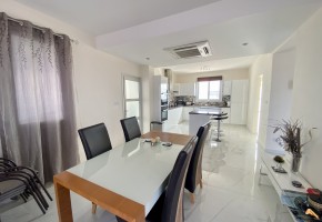 Detached Villa For Sale  in  Anarita