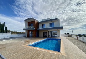 Detached Villa For Sale in Anarita, Paphos - SL22471