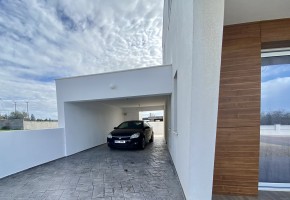 Detached Villa For Sale  in  Anarita