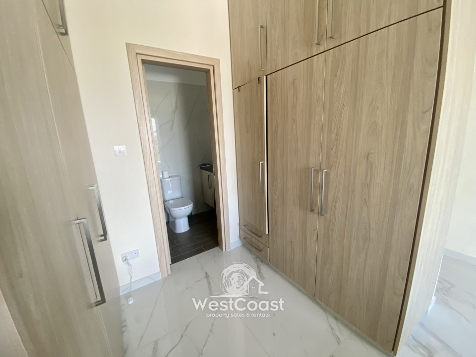 Detached Villa For Sale  in  Anarita