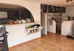 Shop For Rent  in  Kato Paphos