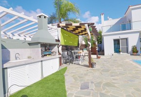 Detached Villa For Sale  in  Peyia