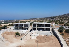 Detached Villa For Sale  in  Peyia