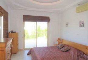 Detached Villa For Rent  in  Sea Caves - St.George
