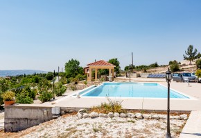 Detached Villa For Sale  in  Thrinia