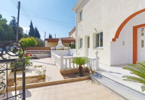 Detached Villa For Sale  in  Tsada