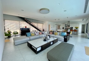 Detached Villa For Sale  in  Sea Caves - St.George