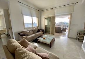 Detached Villa For Sale  in  Emba