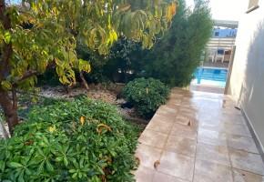 Detached Villa For Sale  in  Emba