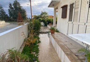 Detached Villa For Sale  in  Emba